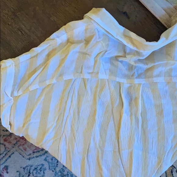 Umgee Yellow & White Button Down - Picture 5 of 6